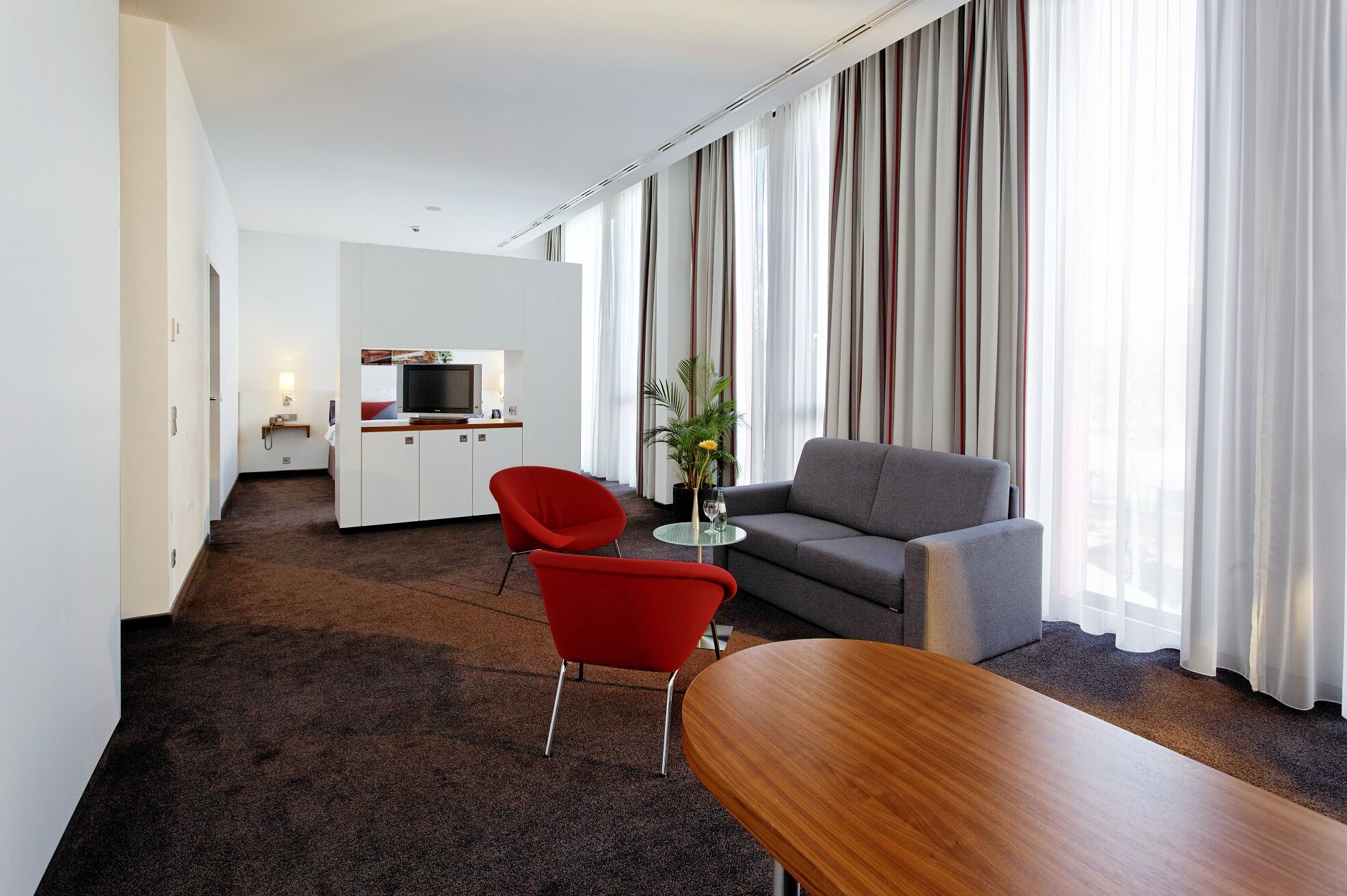 Hilton Garden Inn Stuttgart Neckarpark Exteriér fotografie